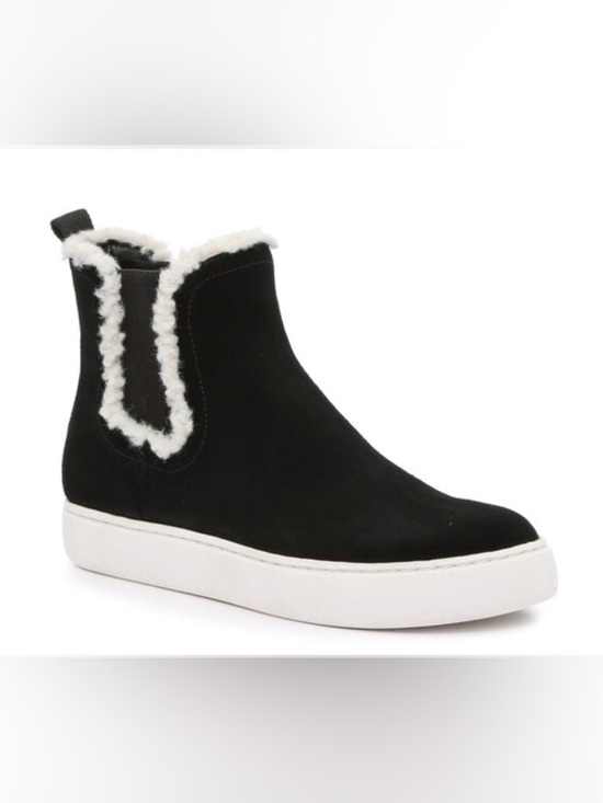 Lucky Brand Shoes - Lucky Brand Kachai Chelsea Boot Black Suede White Faux Shearling Fur Size 7 NEW
